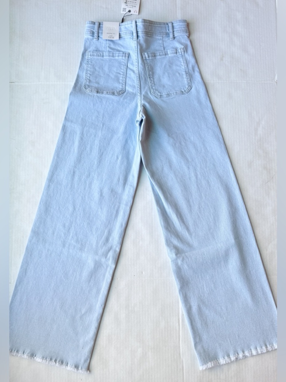Zara Girl New Marine Fit Wide Leg Jeans in Light Blue wash
NWT - Picture 8 of 16